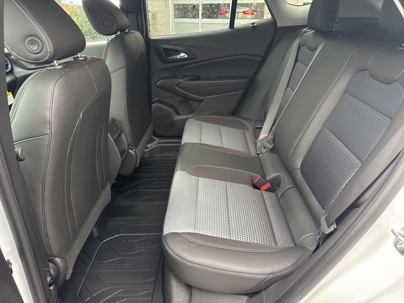 2026 Chevrolet Trax LT Image 12 of 40