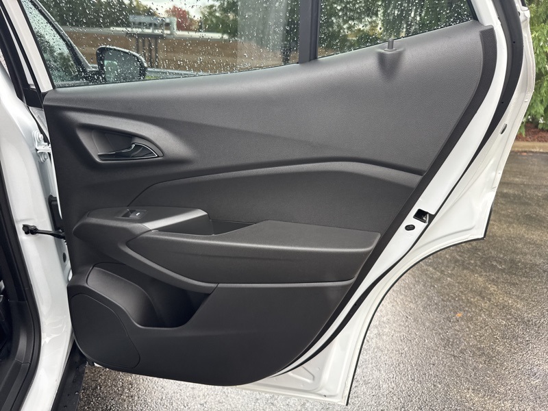 2026 Chevrolet Trax LT Image 25 of 40