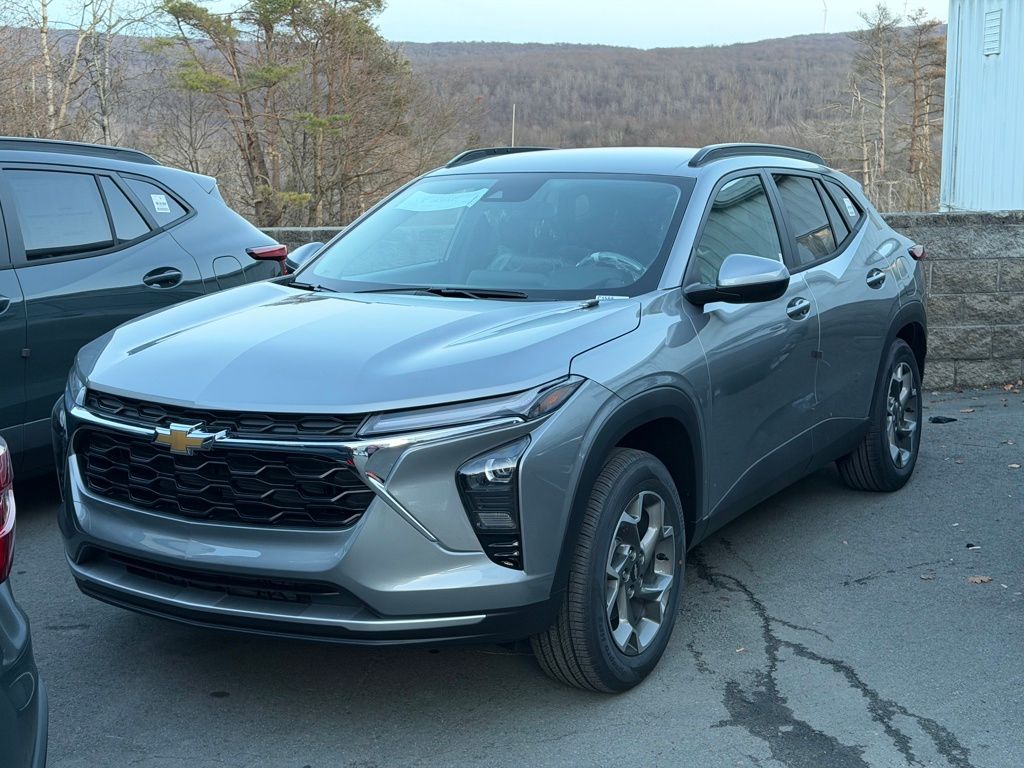 2026 Chevrolet Trax LT Image 1 of 9