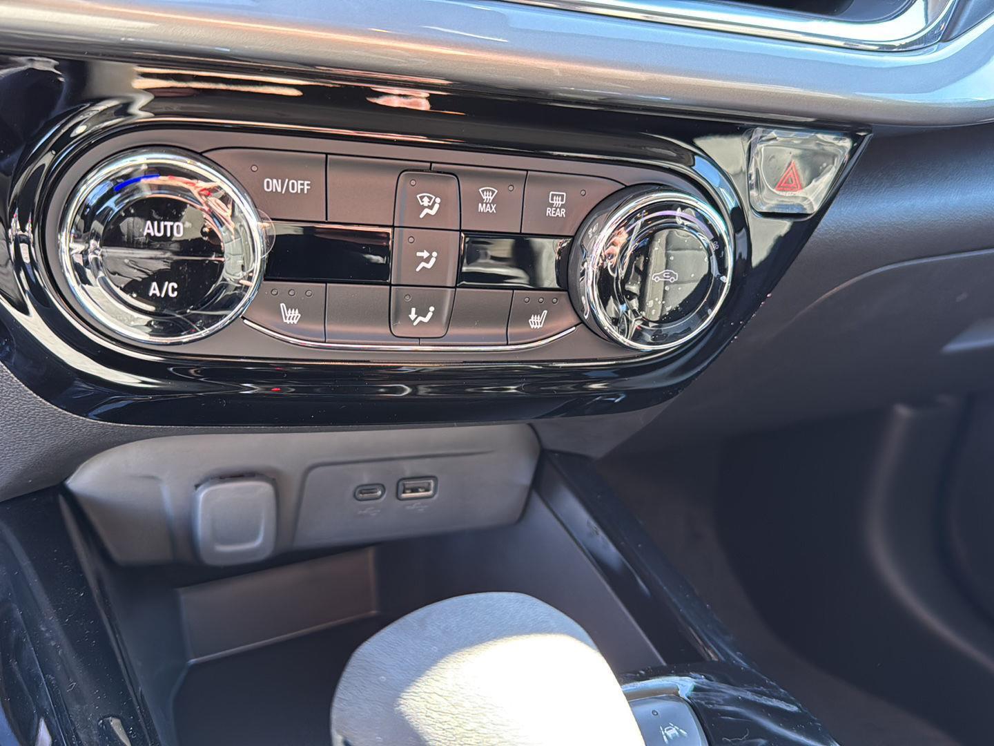 2026 Chevrolet Trax LT Image 18 of 30