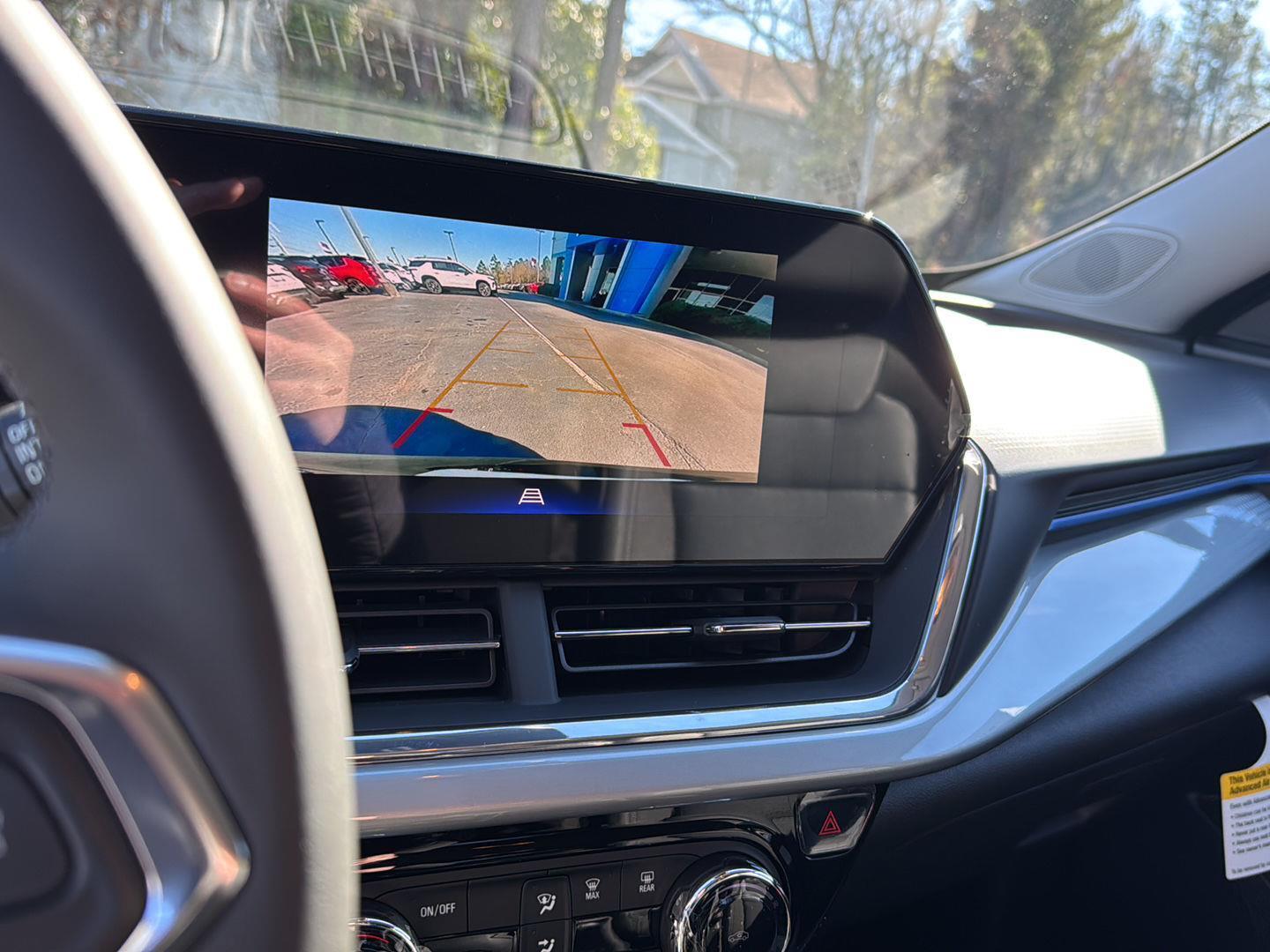 2026 Chevrolet Trax LT Image 24 of 30