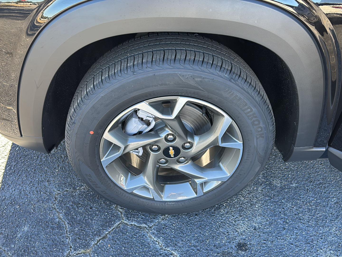 2026 Chevrolet Trax LT Image 9 of 30