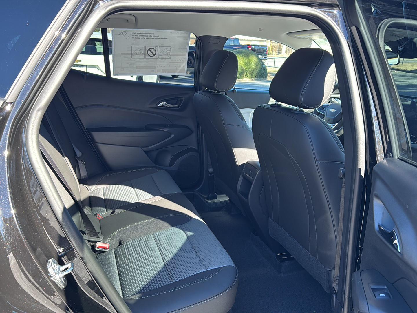 2026 Chevrolet Trax LT Image 13 of 30