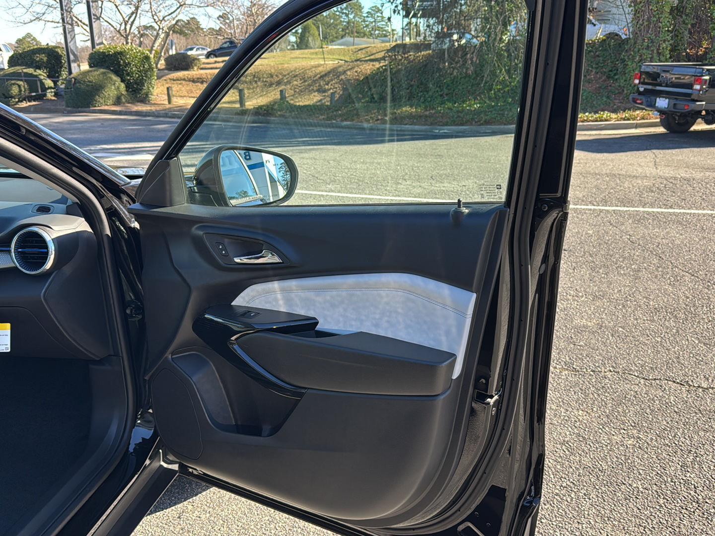 2026 Chevrolet Trax LT Image 19 of 30