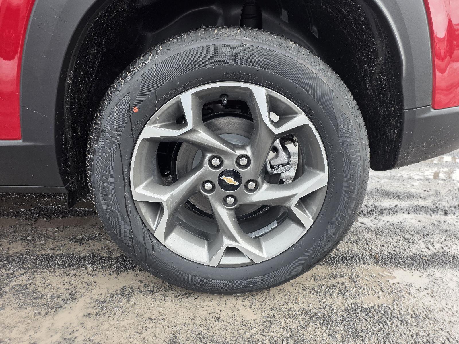 2026 Chevrolet Trax LT Image 8 of 26