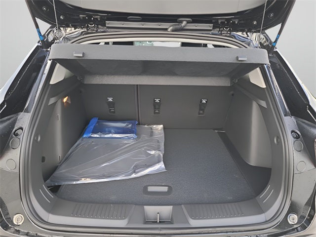 2026 Chevrolet Trax LT Image 10 of 34