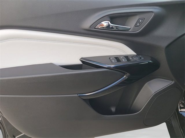 2026 Chevrolet Trax LT Image 25 of 34