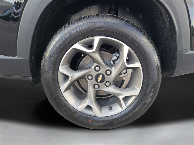 2026 Chevrolet Trax LT Image 9 of 34