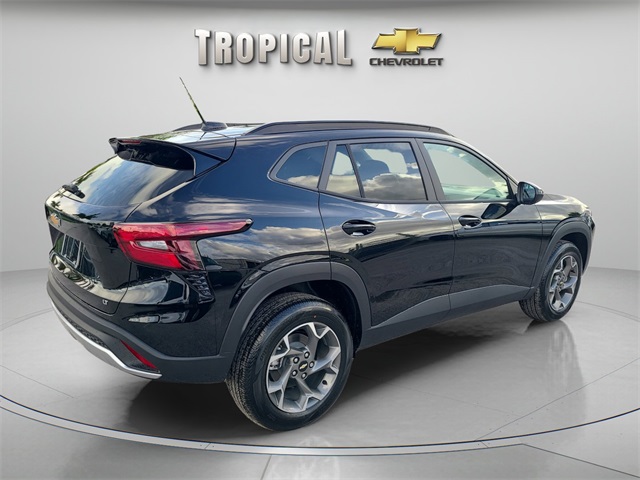2026 Chevrolet Trax LT Image 5 of 34