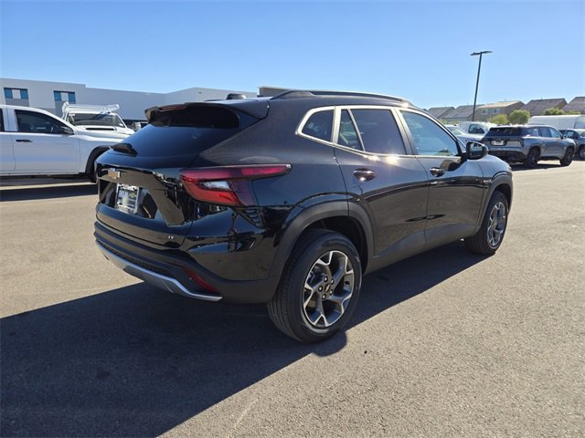 2026 Chevrolet Trax LT Image 9 of 38