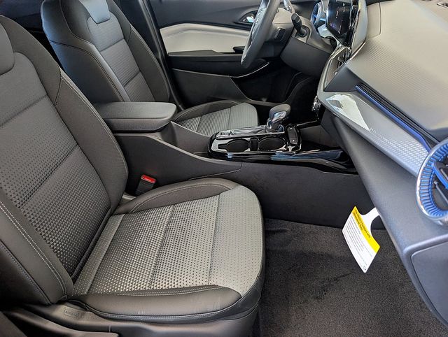 2026 Chevrolet Trax LT Image 12 of 25