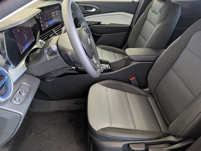 2026 Chevrolet Trax LT Image 13 of 25