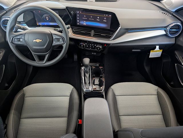 2026 Chevrolet Trax LT Image 14 of 25