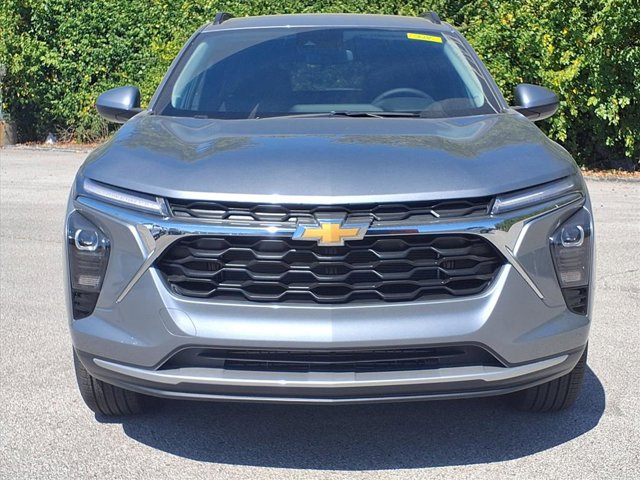 2026 Chevrolet Trax LT Image 3 of 26