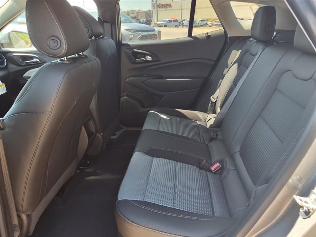 2026 Chevrolet Trax LT Image 11 of 26