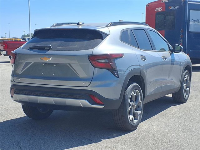2026 Chevrolet Trax LT Image 5 of 26