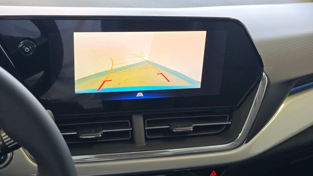 2026 Chevrolet Trax LT Image 17 of 29