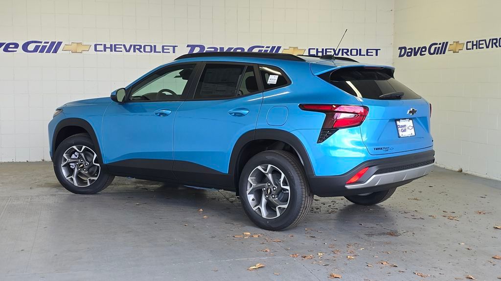 2026 Chevrolet Trax LT Image 5 of 29