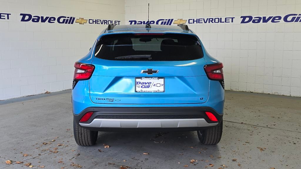 2026 Chevrolet Trax LT Image 4 of 29