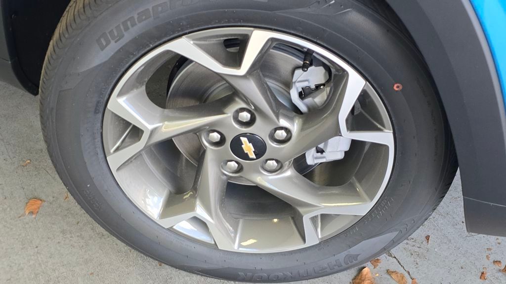 2026 Chevrolet Trax LT Image 8 of 29