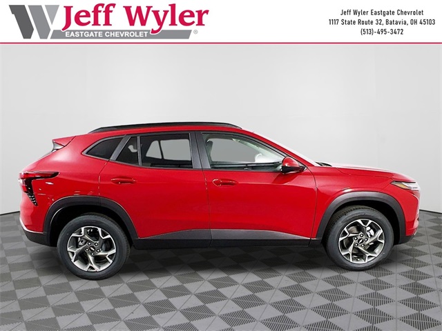 2026 Chevrolet Trax LT Image 4 of 33