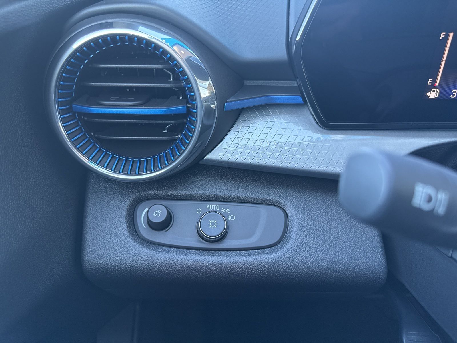 2026 Chevrolet Trax LT Image 26 of 35