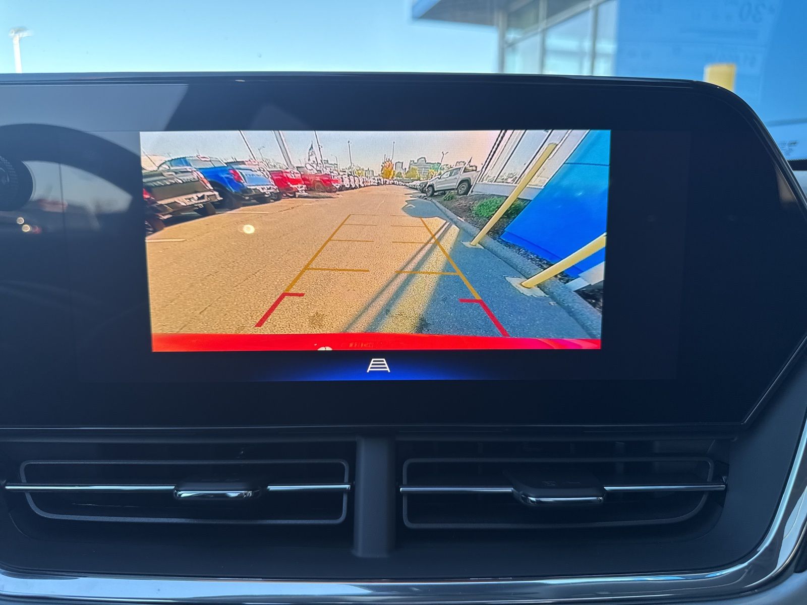 2026 Chevrolet Trax LT Image 20 of 35