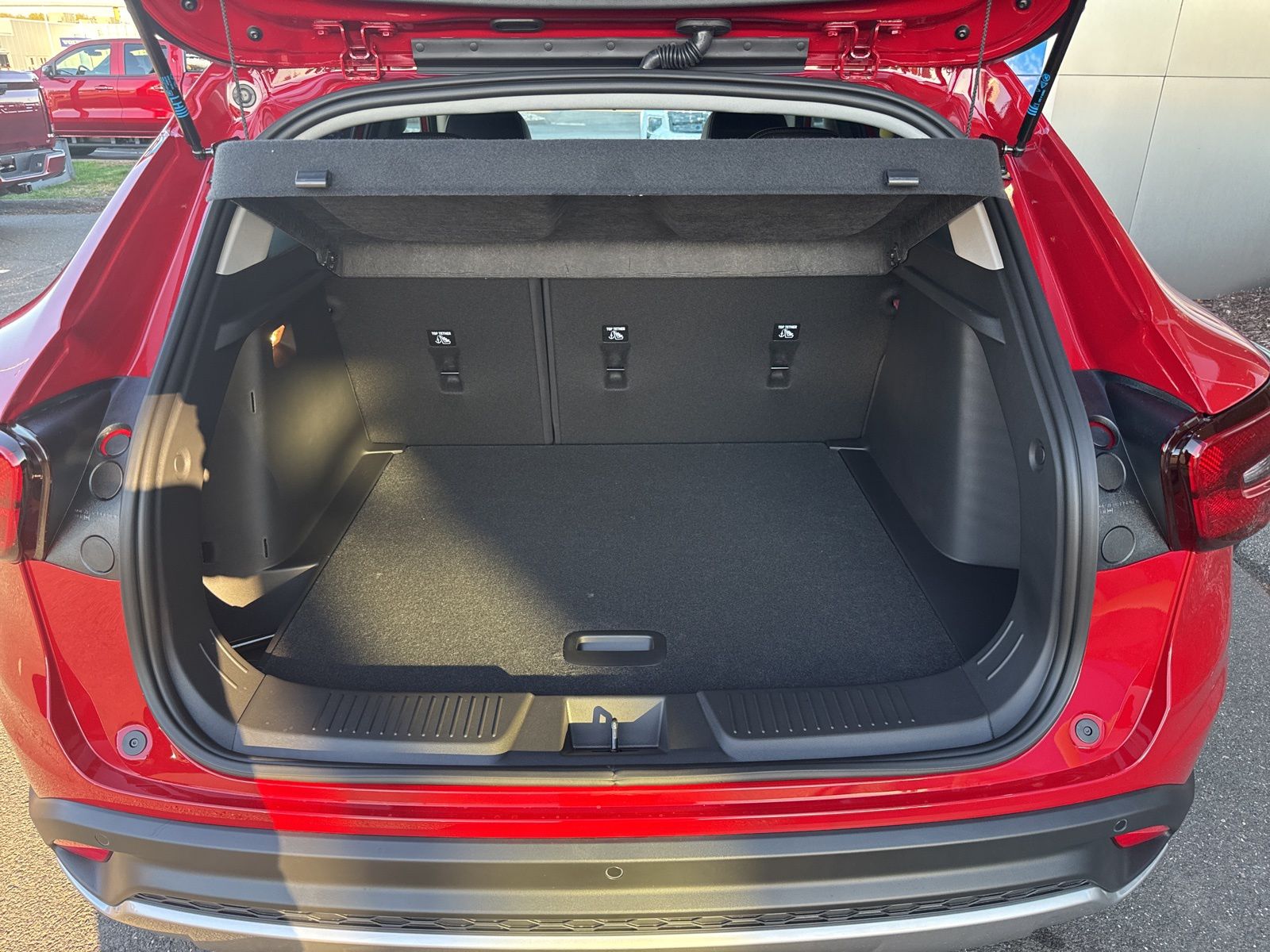 2026 Chevrolet Trax LT Image 9 of 35