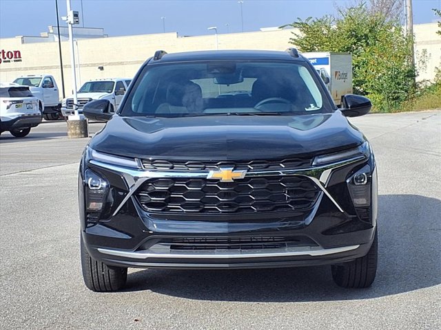 2026 Chevrolet Trax LT Image 3 of 22