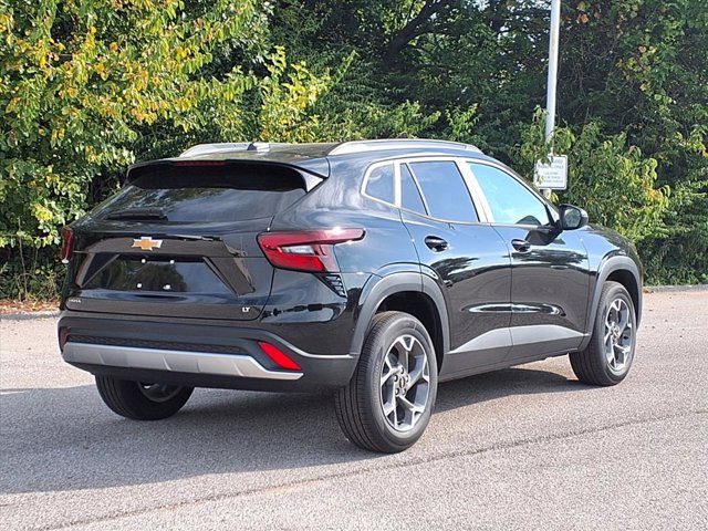 2026 Chevrolet Trax LT Image 5 of 22
