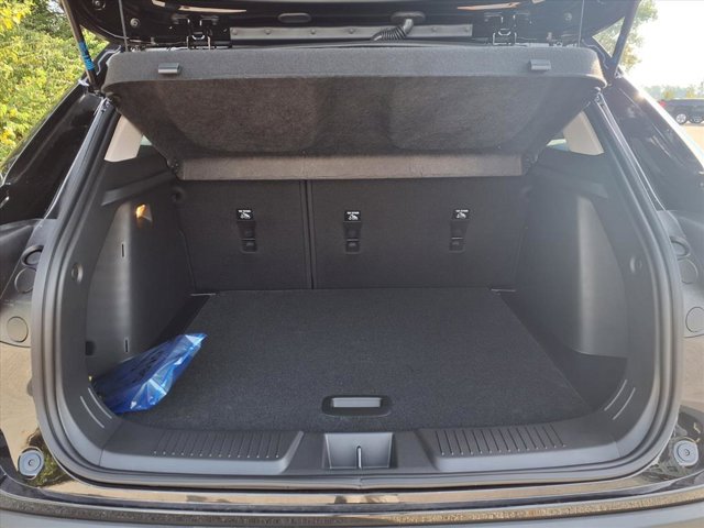 2026 Chevrolet Trax LT Image 9 of 22