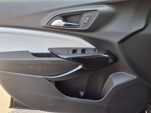 2026 Chevrolet Trax LT Image 17 of 22