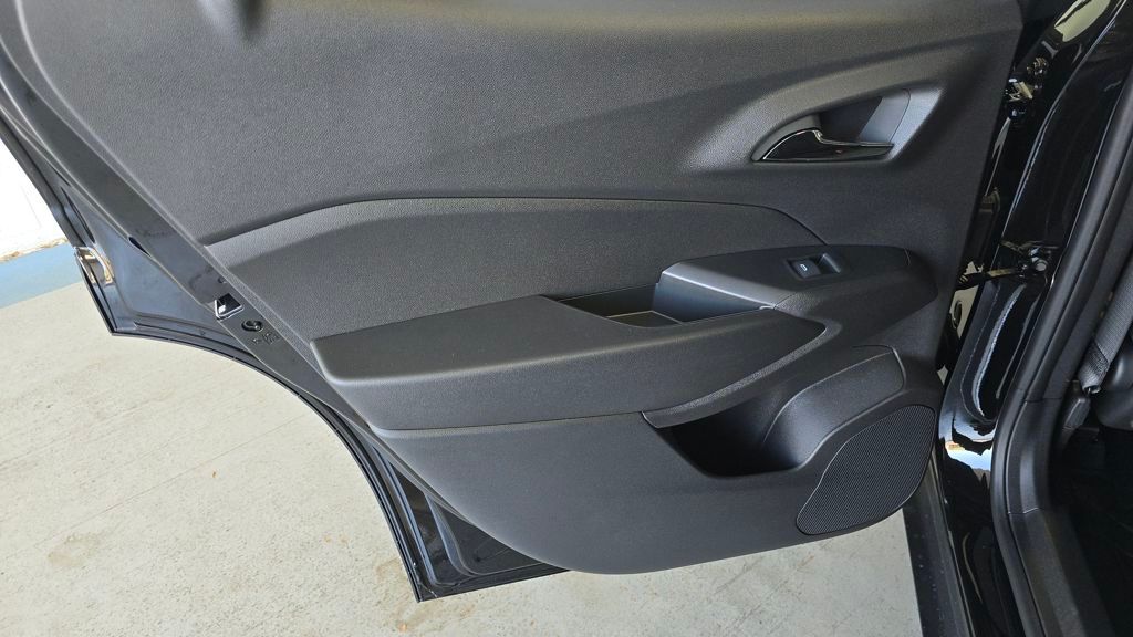 2026 Chevrolet Trax LT Image 23 of 30