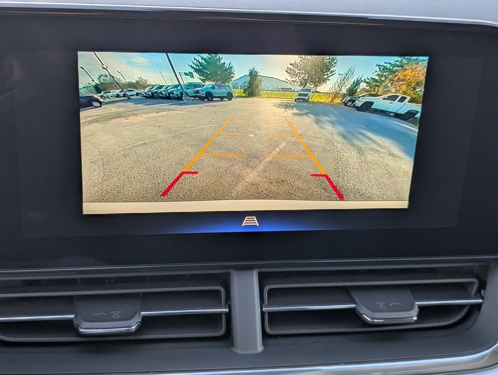 2026 Chevrolet Trax LT Image 11 of 21