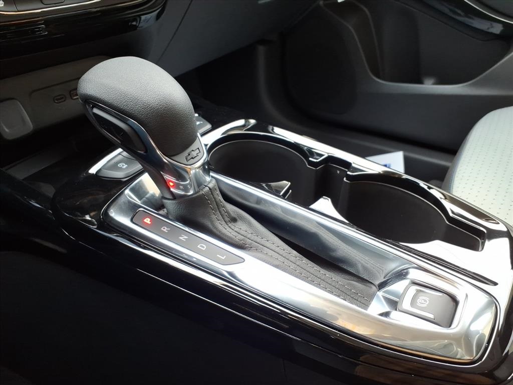 2026 Chevrolet Trax LT Image 15 of 24