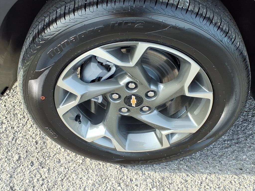 2026 Chevrolet Trax LT Image 9 of 24