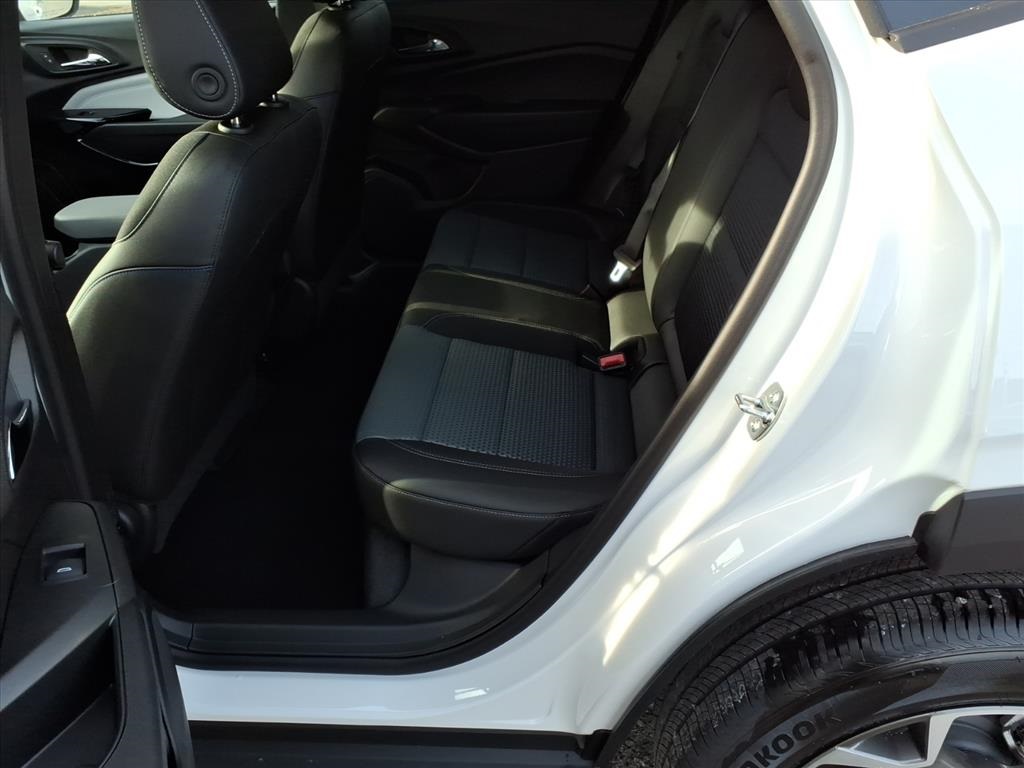 2026 Chevrolet Trax LT Image 11 of 24