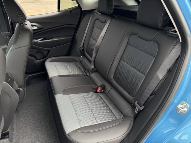 2026 Chevrolet Trax LT Image 11 of 27