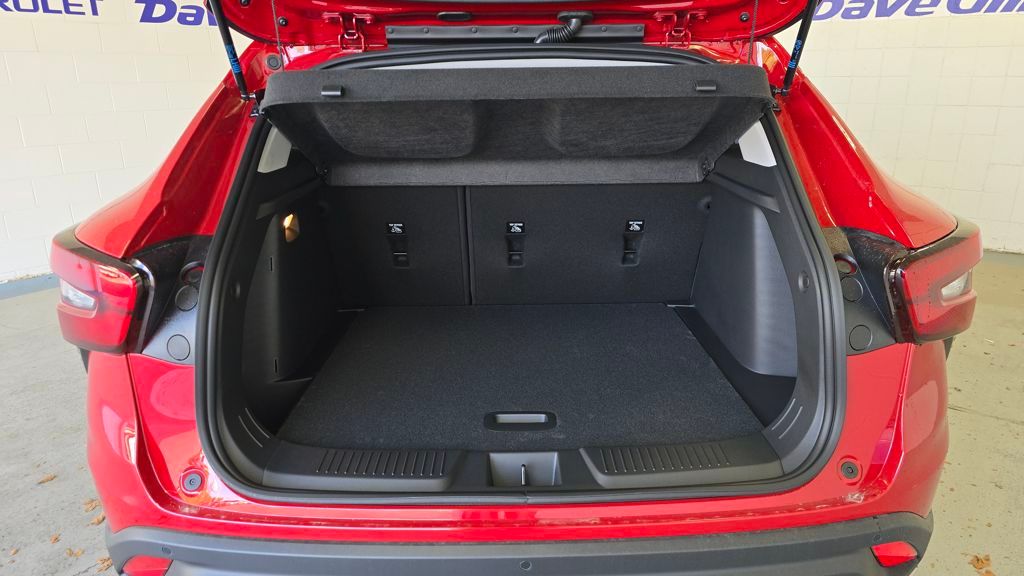 2026 Chevrolet Trax LT Image 9 of 29