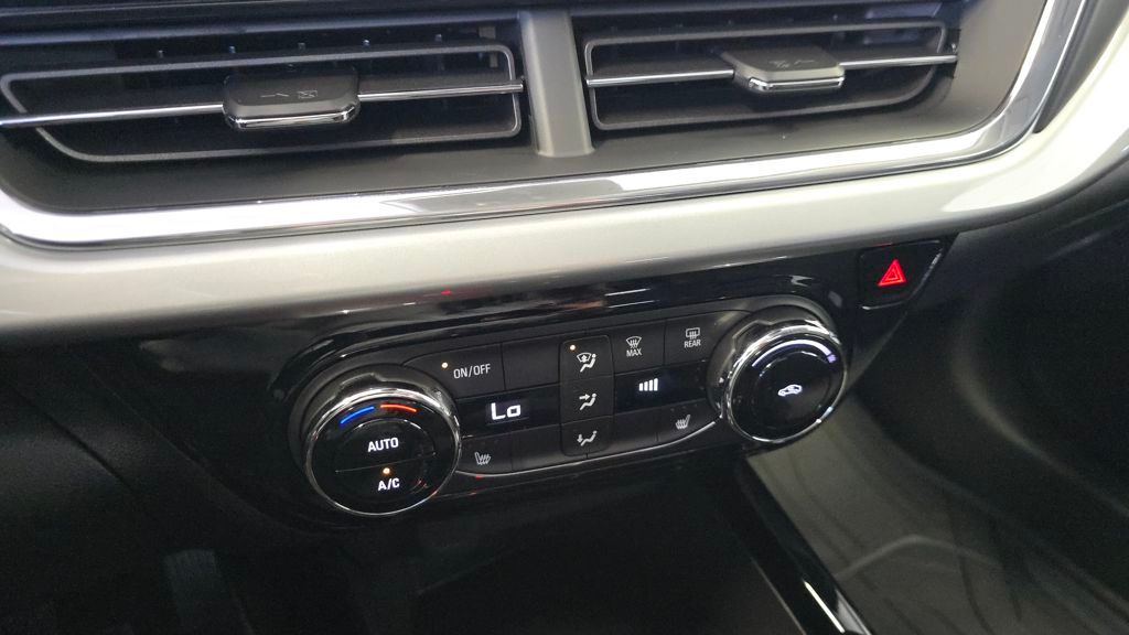 2026 Chevrolet Trax LT Image 27 of 29