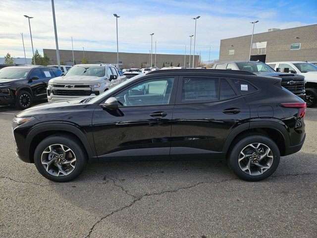 2026 Chevrolet Trax LT Image 8 of 25