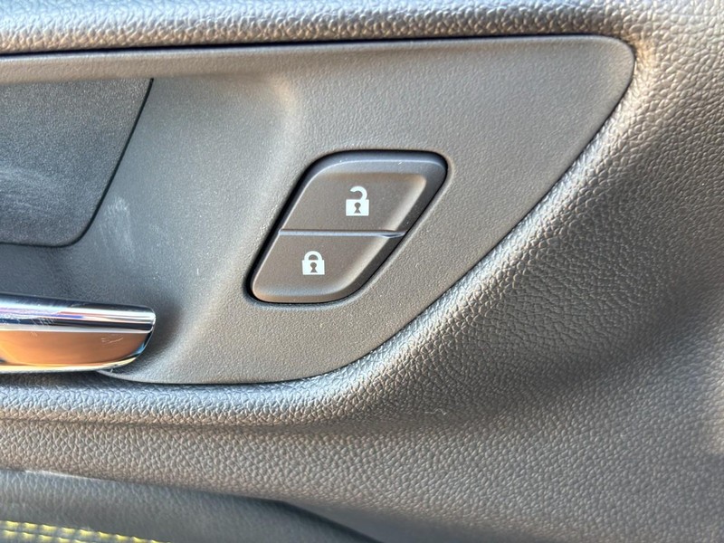 2026 Chevrolet Trax LT Image 13 of 25