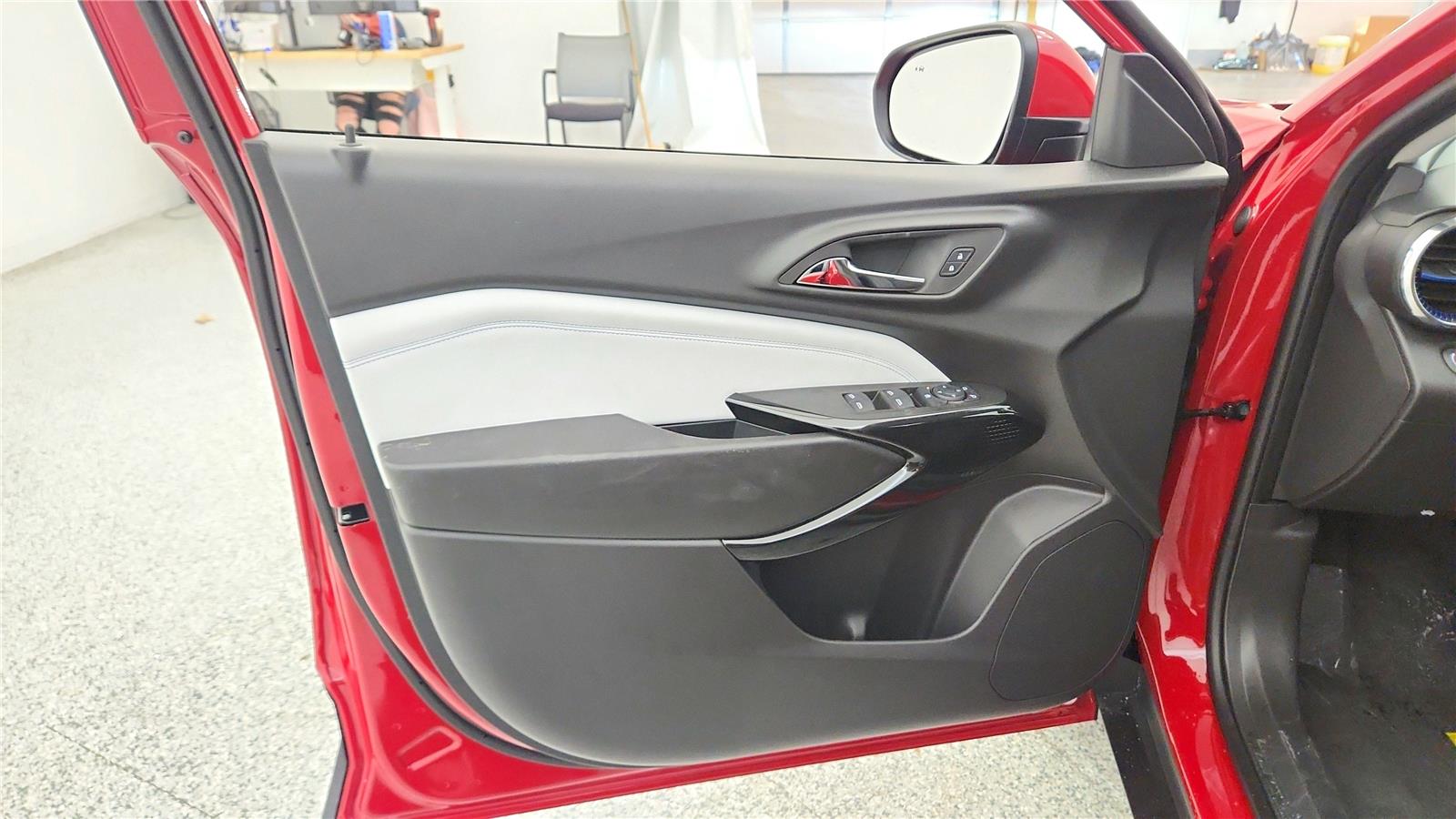 2026 Chevrolet Trax LT Image 25 of 36