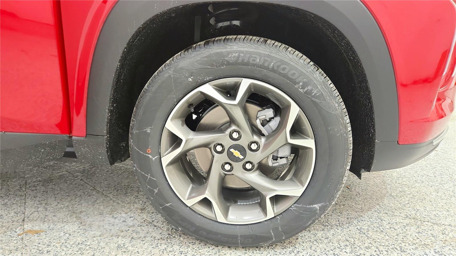 2026 Chevrolet Trax LT Image 12 of 36