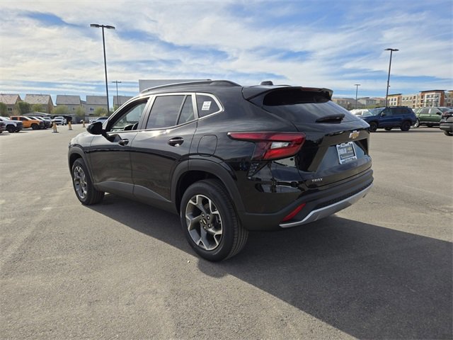 2026 Chevrolet Trax LT Image 11 of 38