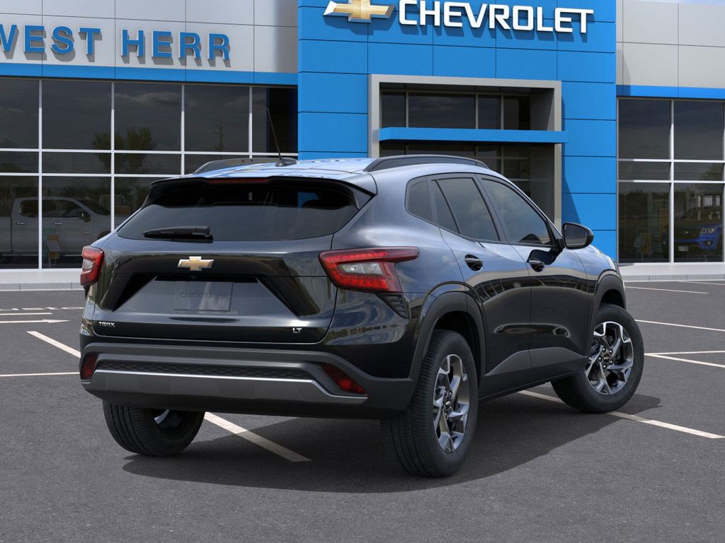 2026 Chevrolet Trax LT Image 7 of 24
