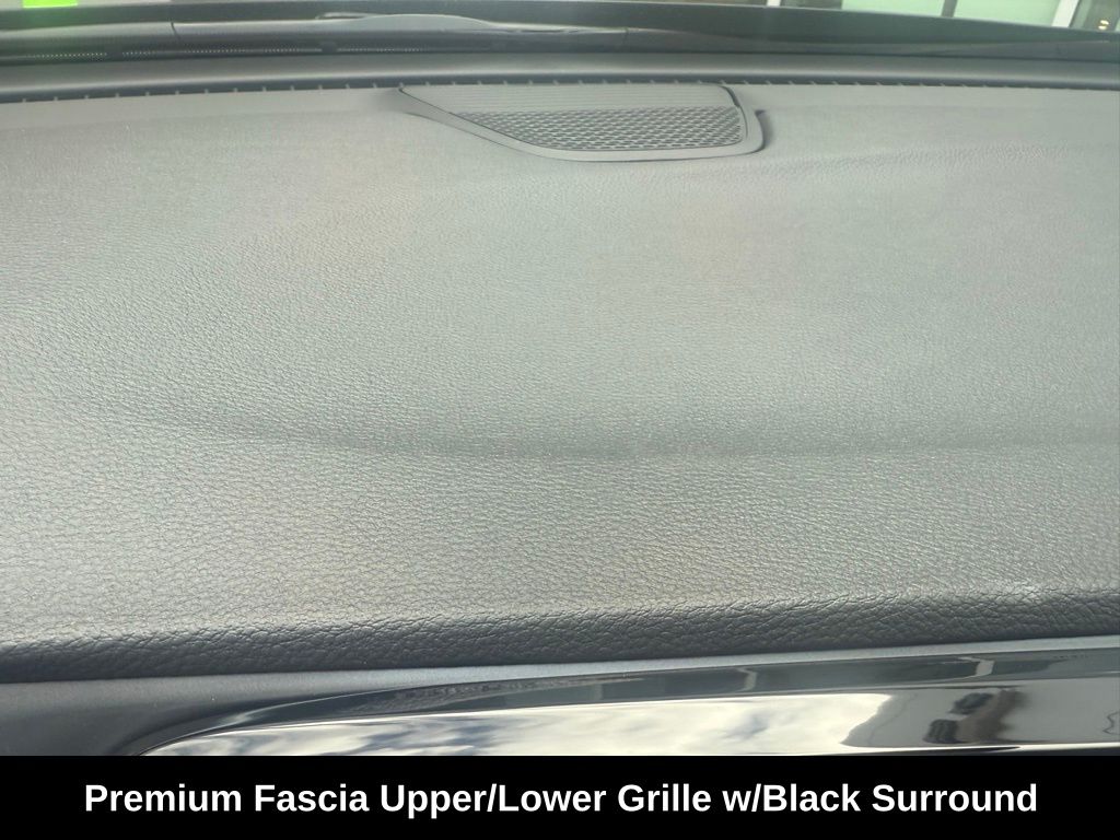 2026 Chrysler Pacifica Limited Image 38 of 38