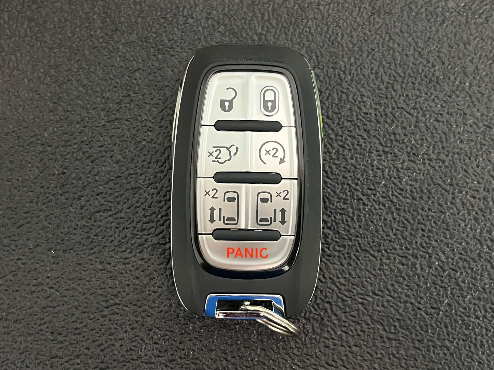 2026 Chrysler Pacifica Limited Image 25 of 29