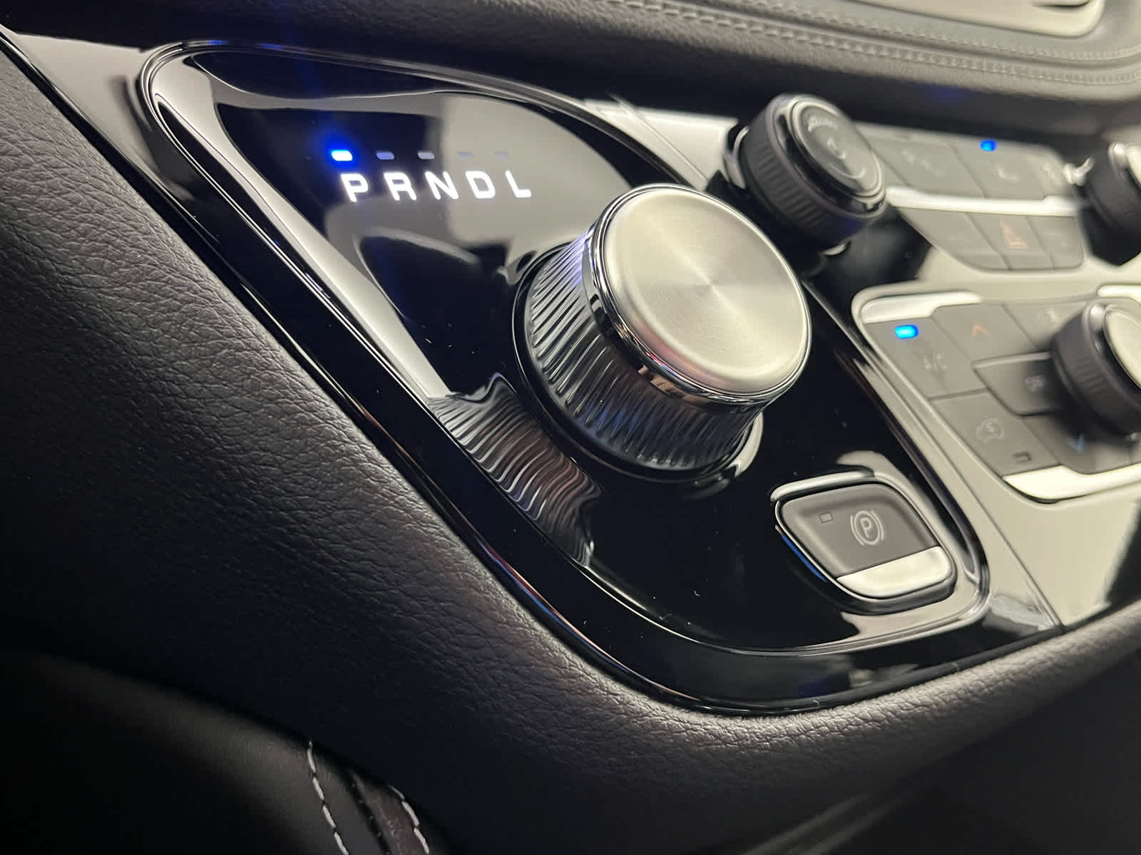 2026 Chrysler Pacifica Limited Image 26 of 29