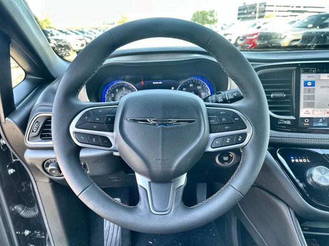 2026 Chrysler Pacifica Pinnacle Image 26 of 27